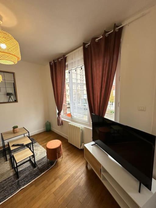 Amiens : Appartement Centre Ville Kültér fotó